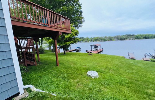 Wolcott Cottage | WOLCOTT NY Waterfront cottage rental on Port Bay seasonal available 2025
