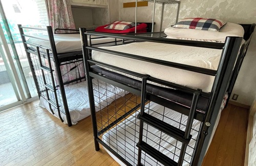 Toshima Apartment | Women-only share house 2 min walk from Otsuka station on Yamanote line, 1 stop to Ikebukuro, good location with plenty of restaurants.