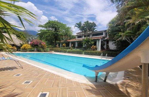 San Jeronimo House | Wonder House In San Jeronimo