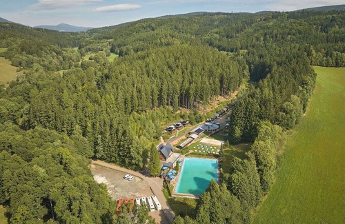 Mlade Buky House | Wonderful private villa for 4 guests with WIFI, pool, TV, patio and pets allowed