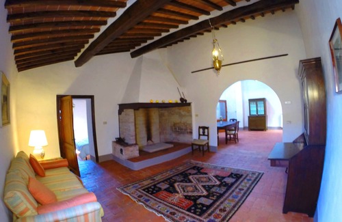 Poggiarello Apartment | Wonderful apartment in the heart of Chianti Classico sorrounded by vineyards