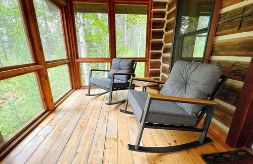 West Glacier Cabin | Wonderful Cabin in the Woods in West Glacier Near Glacier National Park Entrance