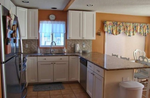 Barnegat Light House | Wonderful Family Home On Ocean Block With Ocean Views From Rooftop Deck