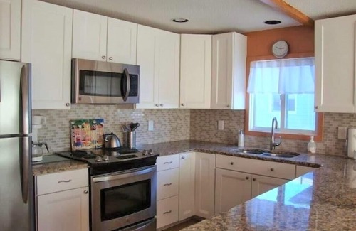 Barnegat Light House | Wonderful Family Home On Ocean Block With Ocean Views From Rooftop Deck