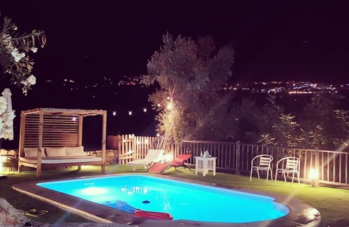 Alcaucin Cottage | Wonderful house with amazing Jacuzzi, 20 'beach and fantastic mountain views