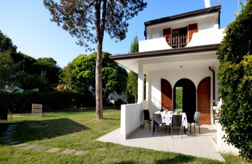 Bibione Lido dei Pini Villa | Wonderful house with private garden