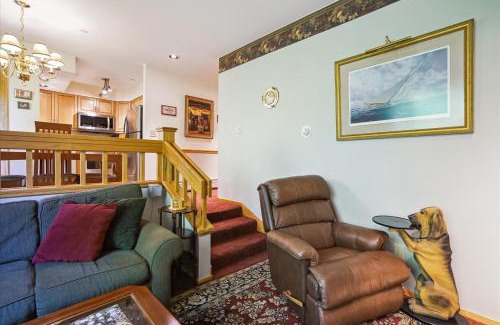 Killington House | Wonderful One bedroom condo located in Highridge Condominiums J6