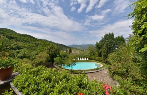 Lucolena Villa | Wonderful private villa with private pool, WIFI, TV and panoramic view, close to Greve In Chianti