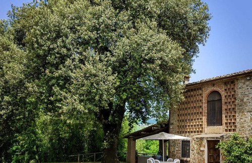 Capannori Villa | Wonderful private villa with WIFI, A/C, private pool, TV, patio and panoramic view, close to Lucca