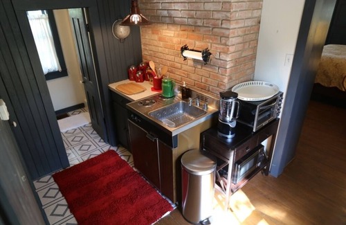 Brenham Cottage | Wonderful Place To Stay Between Brenham And Round Top