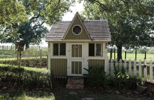 Brenham Cottage | Wonderful Place To Stay Between Brenham And Round Top