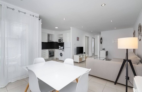 Praia da Rocha Apartment | Wonderful Praia da Rocha Flat by LovelyStay