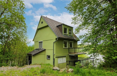 Neznasov House | Wonderful private villa for 5 people with WIFI, A/C, TV, terrace, pets allowed and panoramic view