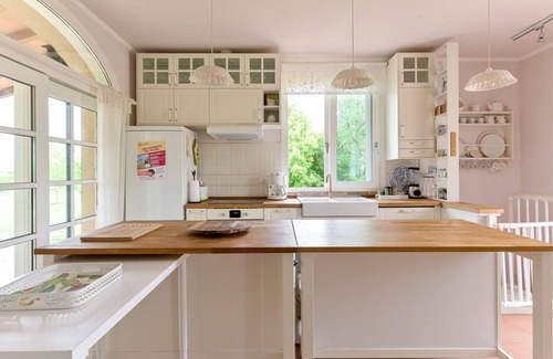 Roccastrada House | Wonderful private villa for 6 guests with A/C, WIFI, TV, patio, pets allowed and panoramic view