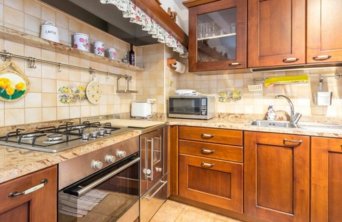 San Leonardo House | Wonderful private villa for 8 guests with WIFI, TV and patio