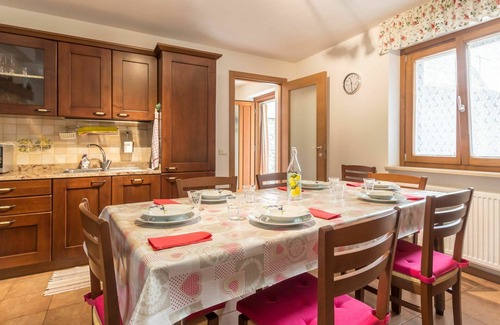 San Leonardo House | Wonderful private villa for 8 guests with WIFI, TV and patio