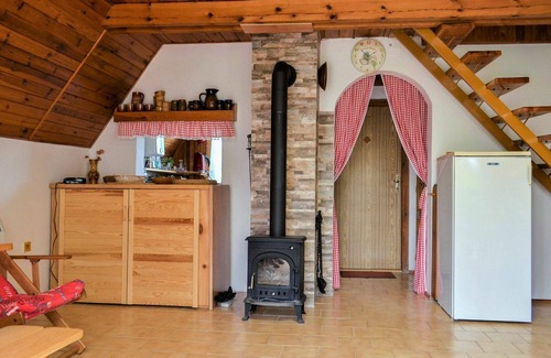 Zabovresky House | Wonderful private villa for 4 people with WIFI, TV and terrace
