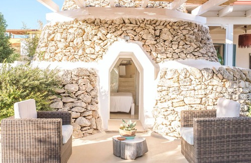 Maruggio Villa | Wonderful private villa for 6 people with A/C, private pool, WIFI, TV, terrace and parking