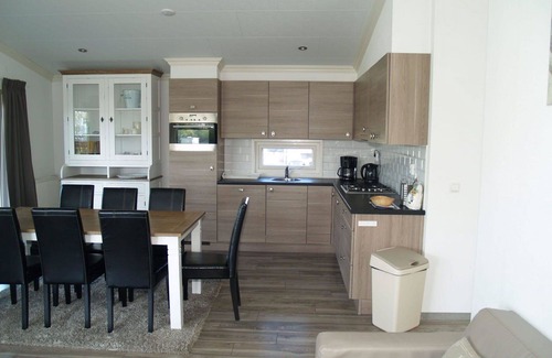 IJhorst House | Wonderful private villa for 6 guests with WIFI, pool, TV, terrace and parking