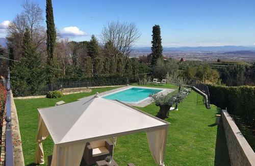 Vicopelago Villa | Wonderful private villa with private pool, WIFI, A/C, TV, terrace and panoramic view, close to L.