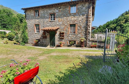 Villabuona Villa | Wonderful private villa for 6 people with WIFI, private pool, TV, pets allowed and parking