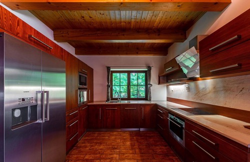 Clunek House | Wonderful private villa for 12 people with private pool, WIFI, TV, patio and pets allowed