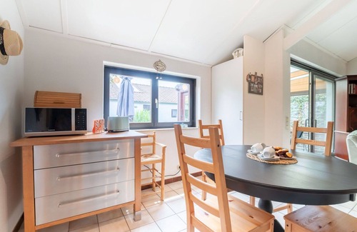 Bredene House | Wonderful private villa for 5 people with WIFI, TV, terrace and pets allowed