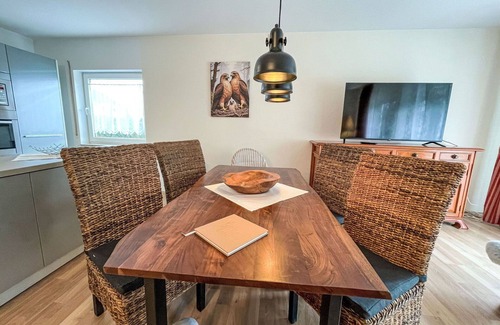 Bertsdorf House | Wonderful private villa for 6 people with WIFI, TV, terrace and pets allowed