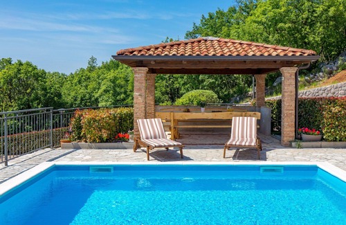 Viskovo House | Wonderful private villa for 12 guests with private pool, WIFI, A/C, TV and patio