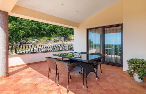 Viskovo House | Wonderful private villa for 12 guests with private pool, WIFI, A/C, TV and patio