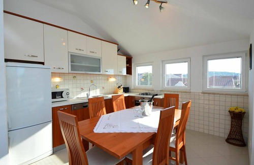 Susica Villa | Wonderful private villa for 10 guests with A/C, private pool, hot tub, WIFI, TV and terrace