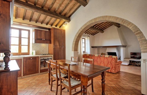 Cetona Villa | Wonderful private villa for 20 guests with A/C, private pool, WIFI, TV, veranda and panoramic view