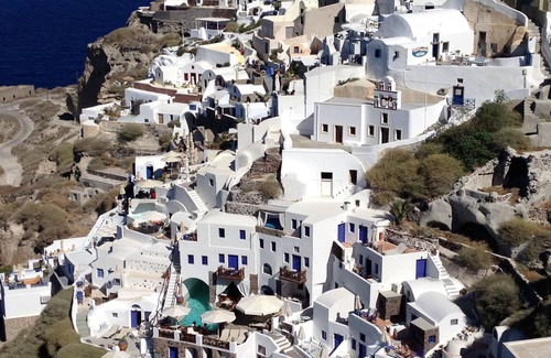 Imerovigli Villa | Wonderful Santorini Villa | 4 Bedrooms | Villa Olivia | Modern Furnishing &.