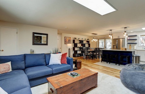 Larkspur House | Wonderful Updated Single Level Retreat w/Backyard Oasis, Pet Friendly, A/C, Hot Tub, Private Patio