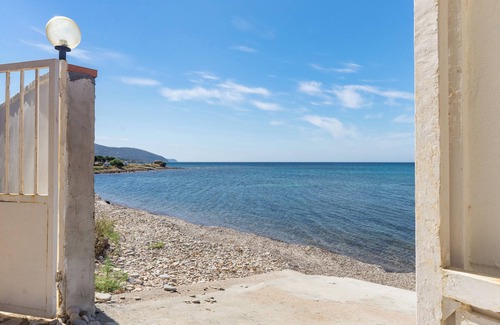 Capitana Villa | Wonderful villa with swimming pool by the sea