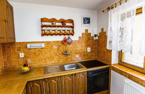 Tatobity House | Wonderful villa for 6 guests with WIFI, TV and patio