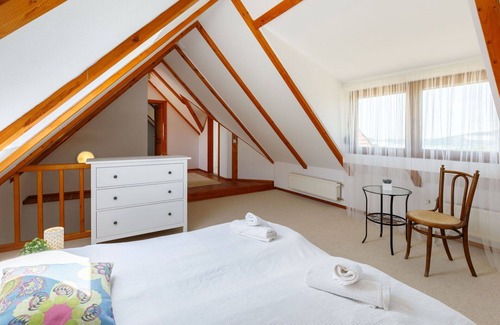 Badacsonyors House | Wonderful villa for 6 guests with A/C, WIFI and TV