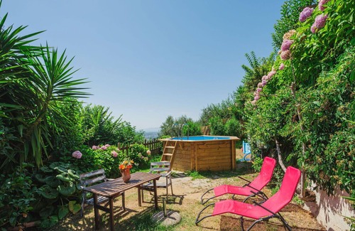 Pedona House | Wonderful villa with private pool, WIFI, TV, terrace and pets allowed, close to Viareggio