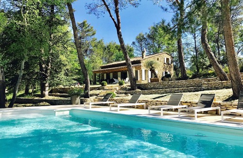 Menerbes Villa | Wonderful villa with pool just next to "Bastide de Marie " ! luxe and quiet !
