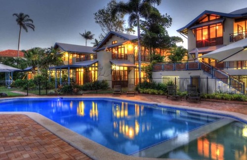 Wongaling Beach Apartment | Wongalinga Absolute Beachfront 2 Bedroom