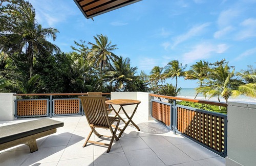 Wongaling Beach Apartment | Wongalinga Beachfront Apt 2