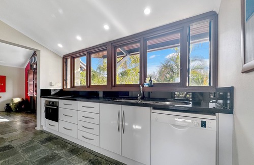 Wongaling Beach Apartment | Wongalinga Beachfront Apt 5