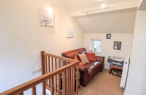 Kendal House | Wood Cottage