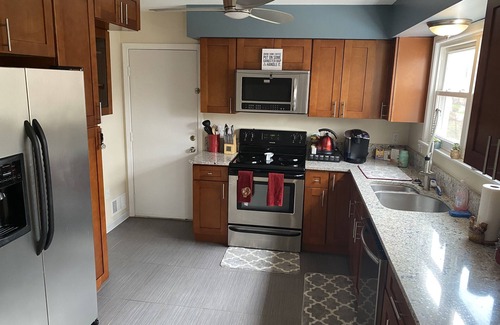 Dale City House | Woodbridge Getaway