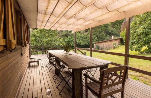 Puebla del Caraminal Cottage | Wooden House in Remanso do Manantial