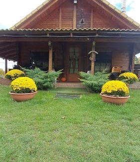 Veroia Ski Chalet | Woodhouse Xirolivado