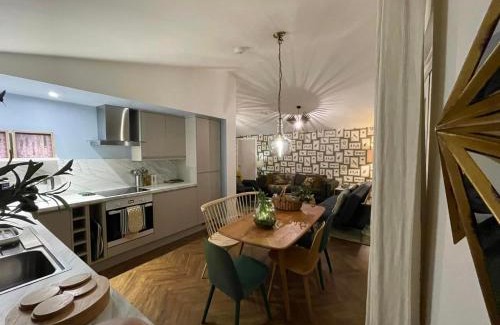 Gumley House | Woodpecker Lodge - Brook Meadow - sleeps 4 plus 2 - no pets