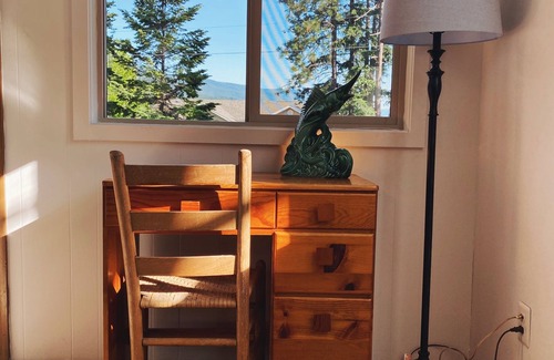Woods Bay House | Woods Bay Get-A-Way! Public Lake Access