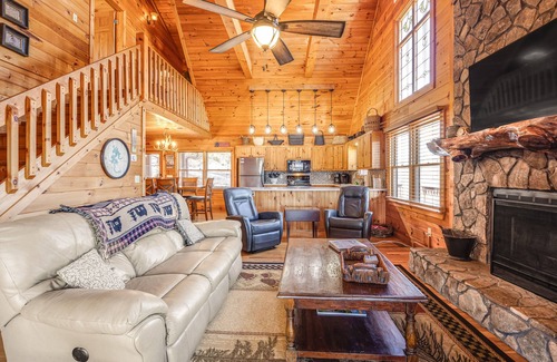 Necowa Cove Cabin | Woodsy, Dog-Friendly Cabin w/Lake & Mountain Views, Private Hot Tub, & Grill