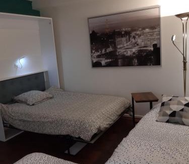 Noisy-sur-Ecole Apartment | Wool INN Studio in the Forest